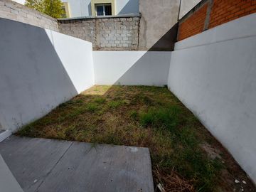 Casa en venta Privada con control de acceso y guardias de seguridad, Pedregal de las Cruces, Anturios, León, Gto