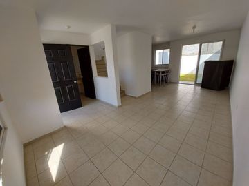 Casa en venta Privada con control de acceso y guardias de seguridad, Pedregal de las Cruces, Anturios, León, Gto