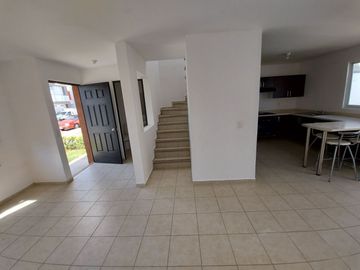 Casa en venta Privada con control de acceso y guardias de seguridad, Pedregal de las Cruces, Anturios, León, Gto