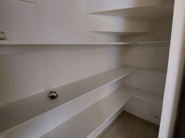 Casa en venta Privada con control de acceso y guardias de seguridad, Pedregal de las Cruces, Anturios, León, Gto