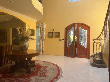 CASA EN VENTA AMUEBLADA FRACCIONAMIENTO LA CONCEPCIÓN