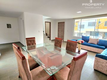 Casas Crédito VIP La Armenia Puente 3 Valle de los Chillos 3 dormitorios 2 parqueaderos jardín privado