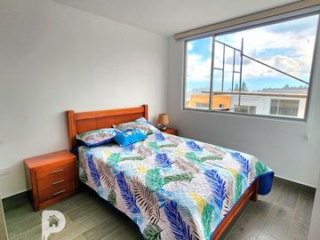 Casas Crédito VIP La Armenia Puente 3 Valle de los Chillos 3 dormitorios 2 parqueaderos jardín privado