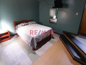 Venta De Hospedaje Amoblado Y Con Ingresos Activos