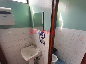 Venta De Hospedaje Amoblado Y Con Ingresos Activos