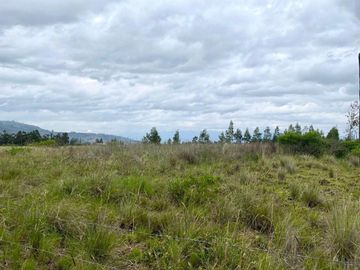 En Venta Terreno en Tabacundo