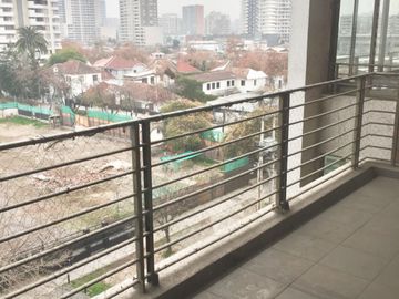 Ideal Inversores 1 Dormitorio 2 Baños Bodega Gran Ubicación! a pasos del Metro Monseñor  Eyzaguirre