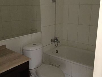 Ideal Inversores 1 Dormitorio 2 Baños Bodega Gran Ubicación! a pasos del Metro Monseñor  Eyzaguirre