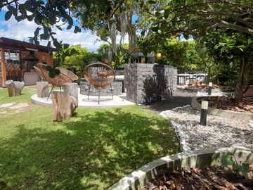 Hermosa Casa De Venta Tanda – Sector Miravalle / Cumbayá