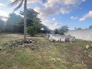 Casa en venta en Mulchechén, cerca de Periférico, 1 sola planta y amplios espacios.