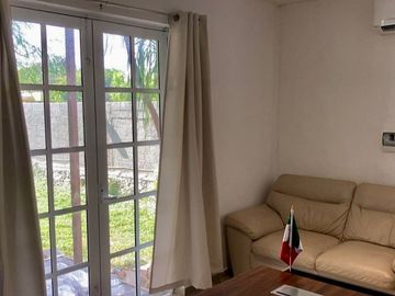 Oficinas en venta en Mulchechén, cerca de periférico, con terreno de 2100m2