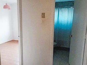Gran Terreno, Ideal Para Remodelar, Piscina, Colegios, Metro