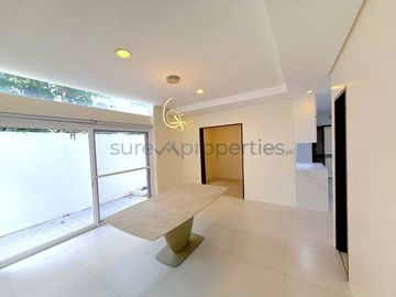 Verdana Homes Bacoor 4-Bedroom House & Lot For Sale