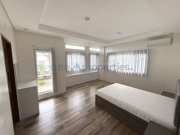Verdana Homes Bacoor 4-Bedroom House & Lot For Sale