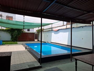 VENDO CASA DE PLAYA COMO TERRENO 294 M² PLAYA ARICA