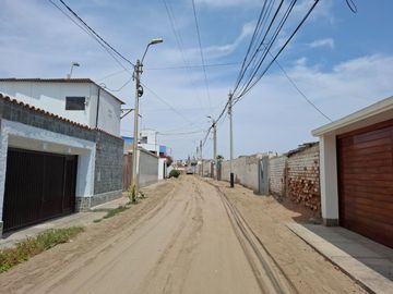 VENDO CASA DE PLAYA COMO TERRENO 294 M² PLAYA ARICA
