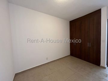 CASA EN RENTA ZIBATA QUERETARO