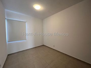 CASA EN RENTA ZIBATA QUERETARO