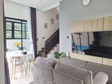 Rumah 2 Lantai Bagus Murah Terdekat Ke ITB Bandung Nego