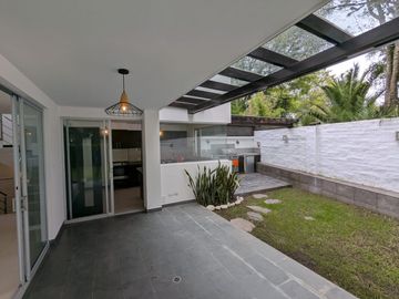 CASA DE VENTA 3 DORMITORIOS CUMBAYA SECTOR EL NACIONAL