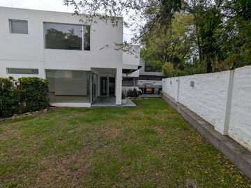 CASA DE VENTA 3 DORMITORIOS CUMBAYA SECTOR EL NACIONAL