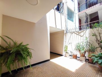 VENTA DE DEPARTAMENTO: A un paso del Malecón de Barranco
