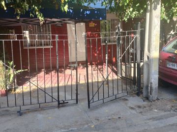 CASA EN COMUNA DE MAIPU  SECTOR AGUADA SUR CON 3 PONIENTE