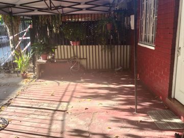 CASA EN COMUNA DE MAIPU  SECTOR AGUADA SUR CON 3 PONIENTE
