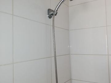 Departamento, Estación Central, San Alberto Hurtado/Ecuador. 32mt2, piso 8