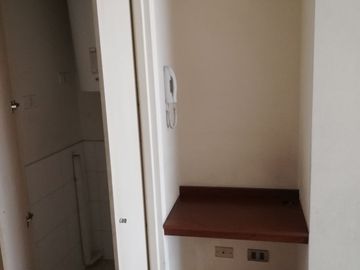 Departamento, Estación Central, San Alberto Hurtado/Ecuador. 32mt2, piso 8
