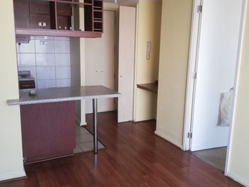 Departamento, Estación Central, San Alberto Hurtado/Ecuador. 32mt2, piso 8