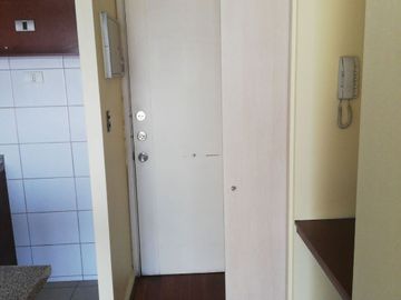 Departamento, Estación Central, San Alberto Hurtado/Ecuador. 32mt2, piso 8