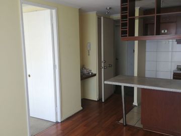 Departamento, Estación Central, San Alberto Hurtado/Ecuador. 32mt2, piso 8