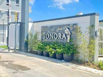 𝟏𝟐% 𝐃𝐏 𝐏𝐑𝐎𝐌𝐎| 𝐒𝐎𝐍𝐎𝐑𝐀 𝐆𝐀𝐑𝐃𝐄𝐍 𝐑𝐄𝐒𝐈𝐃𝐄𝐍𝐂𝐄𝐒 3 Bedroom Condo in Alabang Zapote Rd. Las Piñas City at the back of Robinsons