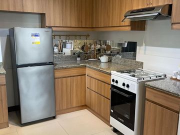 𝟏𝟐% 𝐃𝐏 𝐏𝐑𝐎𝐌𝐎| 𝐒𝐎𝐍𝐎𝐑𝐀 𝐆𝐀𝐑𝐃𝐄𝐍 𝐑𝐄𝐒𝐈𝐃𝐄𝐍𝐂𝐄𝐒 3 Bedroom Condo in Alabang Zapote Rd. Las Piñas City at the back of Robinsons