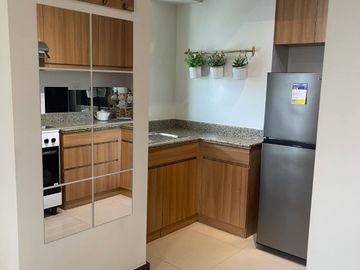 𝟏𝟐% 𝐃𝐏 𝐏𝐑𝐎𝐌𝐎| 𝐒𝐎𝐍𝐎𝐑𝐀 𝐆𝐀𝐑𝐃𝐄𝐍 𝐑𝐄𝐒𝐈𝐃𝐄𝐍𝐂𝐄𝐒 3 Bedroom Condo in Alabang Zapote Rd. Las Piñas City at the back of Robinsons