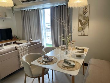 𝟏𝟐% 𝐃𝐏 𝐏𝐑𝐎𝐌𝐎| 𝐒𝐎𝐍𝐎𝐑𝐀 𝐆𝐀𝐑𝐃𝐄𝐍 𝐑𝐄𝐒𝐈𝐃𝐄𝐍𝐂𝐄𝐒 3 Bedroom Condo in Alabang Zapote Rd. Las Piñas City at the back of Robinsons