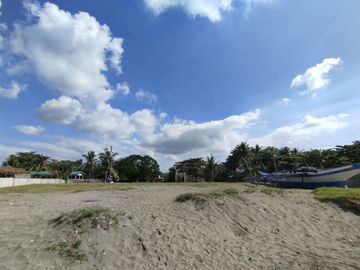 FOR SALE - BEACH HOUSE AT ADAM'S CALATAGAN BEACH CAMP