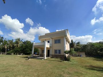 FOR SALE - BEACH HOUSE AT ADAM'S CALATAGAN BEACH CAMP
