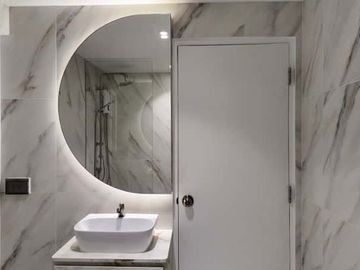 For Sale: Srithana 1 Condo, City View – Prime Location in the Heart of Chiang Mai! Pet-Friendly!