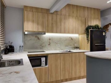 For Sale: Srithana 1 Condo, City View – Prime Location in the Heart of Chiang Mai! Pet-Friendly!