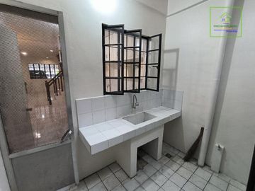 TOWNHOUSE FOR SALE IN ORTIGAS PASIG