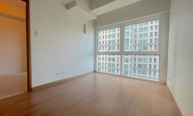 1BR CONDO UNIT WITH PARKING FOR SALE - Madison Park West, BGC
