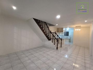 TOWNHOUSE FOR SALE IN ORTIGAS PASIG