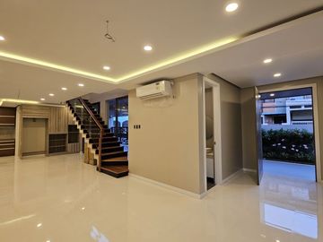 For Sale House & Lot located at BF Homes Parañaque