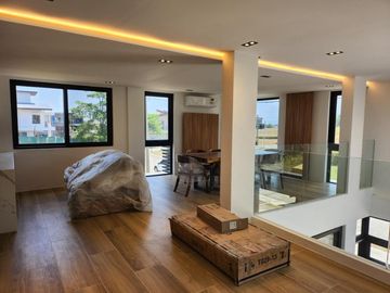 FOR SALE - Three Storey House with Roof deck in Venare, Nuvali, Canlubang, Calamba, Laguna