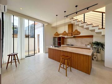 New Leasehold 3 Bedroom Modern Villa in Kerobokan Bali – Perfect for Airbnb Investment