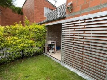 CASA SECTOR GALICIA  PEREIRA