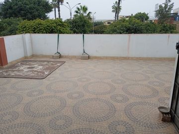 CASA EN VENTA FRENTE AL PARQUE COLONIAL CERCA DE MAKRO DE LA AV. FAUCETT Y COLONIAL EN EL CALLAO