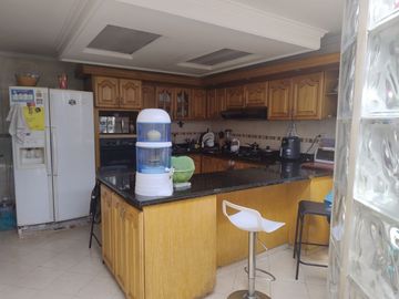 Excelente oportunidad de Vivenda ó Inversión, casa en Niza